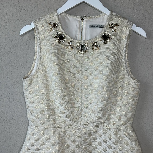 Eliza J Cream Metallic Textured Polka Dot Jeweled Neckline Cocktail Dress Size 8 - Picture 2 of 15